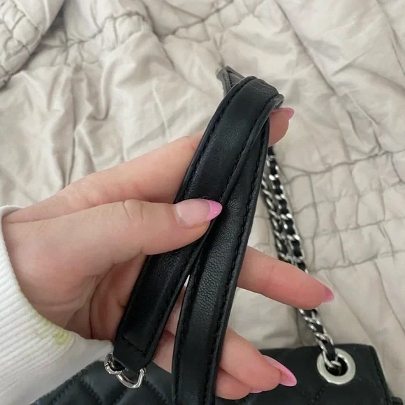 Michael Kors Bag - Picture 7 of 16